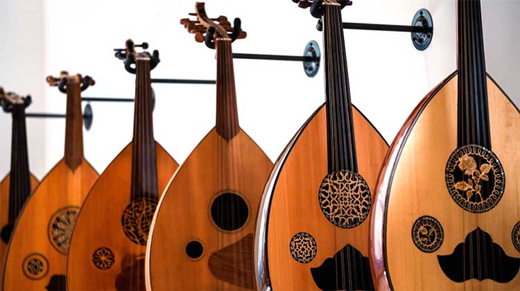 تفاوت عود و بربط