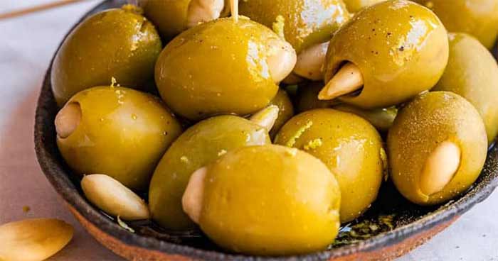 زیتون و بادام