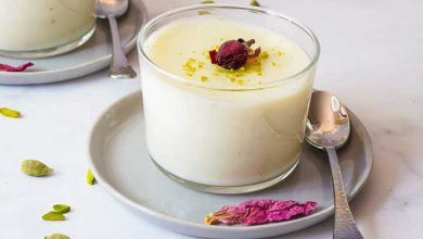 2 طرز تهیه فرنی ساده خانگی با نشاسته (فوق خوشمزه)